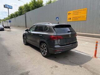 2023 Volkswagen Tharu I, серый, 1890000 рублей, вид 4