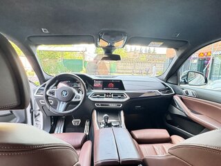 2020 BMW X6 30d III (G06), белый, 8100000 рублей, вид 2