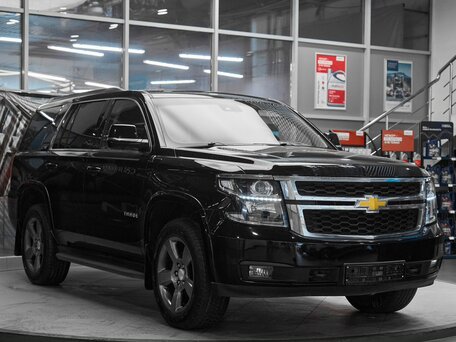 2016 Chevrolet Tahoe IV, чёрный, 3839000 рублей, вид 3