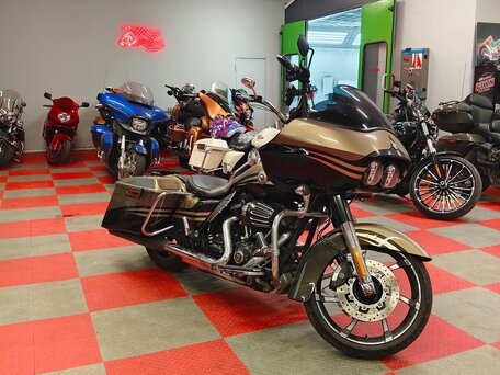 2013 Harley-Davidson CVO Road Glide, зелёный, 1575000 рублей, вид 1