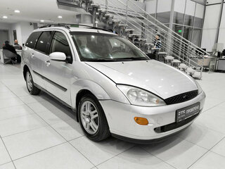 2004 Ford Focus I Рестайлинг, серебристый, 200000 рублей, вид 3