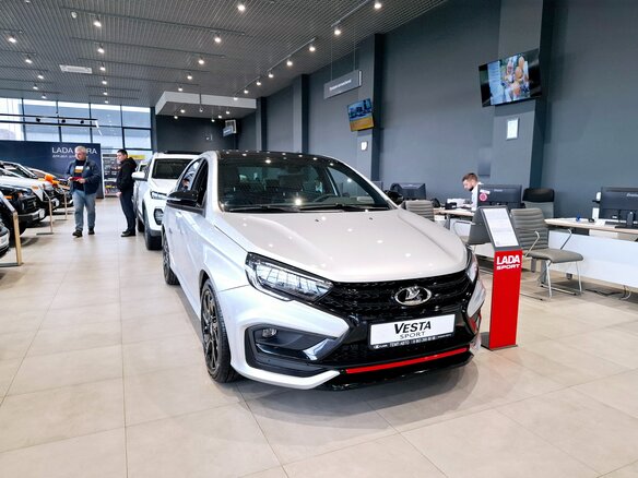 2026 Lada (ВАЗ) Vesta Sport I Рестайлинг (NG), серебристый, 2407000 рублей - вид 1