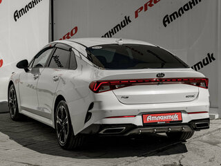 2021 Kia K5 III, белый, 2400000 рублей, вид 5