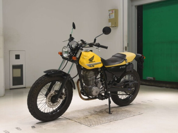 2008 Honda FTR 223, жёлтый, 200000 рублей