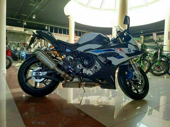 2024 BMW S 1000 RR, белый, 2600000 рублей - вид 4