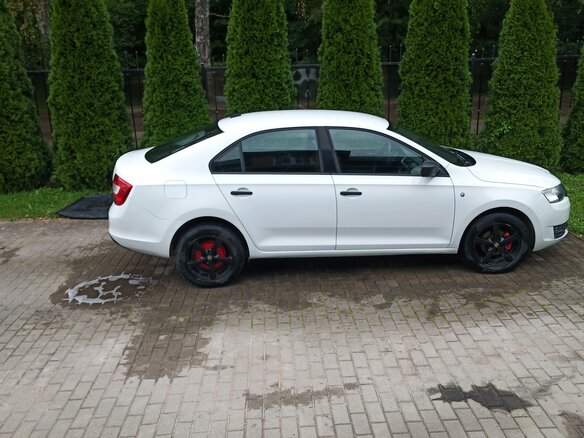 2017 Skoda Rapid I, белый, 650000 рублей - вид 2