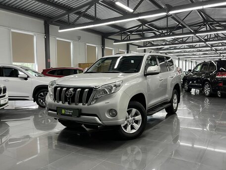 2016 Toyota Land Cruiser Prado 150 Series Рестайлинг 1, серебристый, 3525000 рублей, вид 1