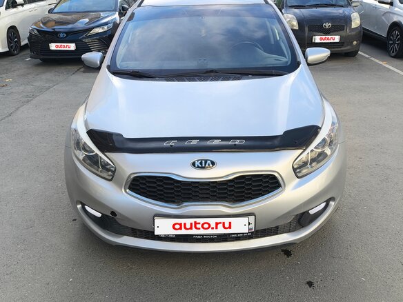 2014 Kia Ceed II, серебристый, 1250000 рублей