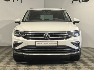 2021 Volkswagen Tiguan II Рестайлинг, белый, 3055000 рублей, вид 3