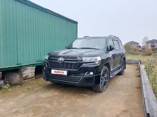2020 Toyota Land Cruiser 200 Series Рестайлинг 2, чёрный, 7380000 рублей, вид 1