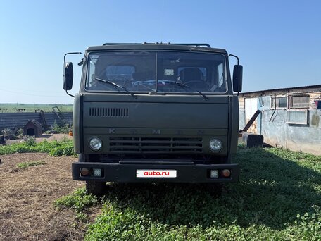 1993 КамАЗ 55102, зелёный, 790000 рублей, вид 1