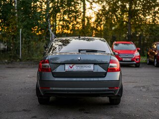 2020 Skoda Octavia III (A7) Рестайлинг, серый, 1899000 рублей, вид 4