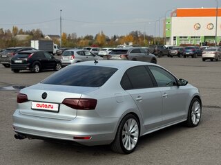 2016 Volkswagen Jetta VI Рестайлинг, серебристый, 1500000 рублей, вид 5