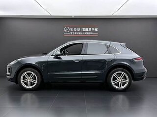 2023 Porsche Macan I Рестайлинг 2, серый, 6750000 рублей, вид 4
