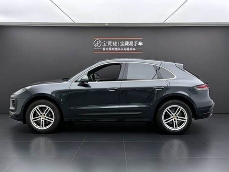 2023 Porsche Macan I Рестайлинг 2, серый, 6750000 рублей, вид 4