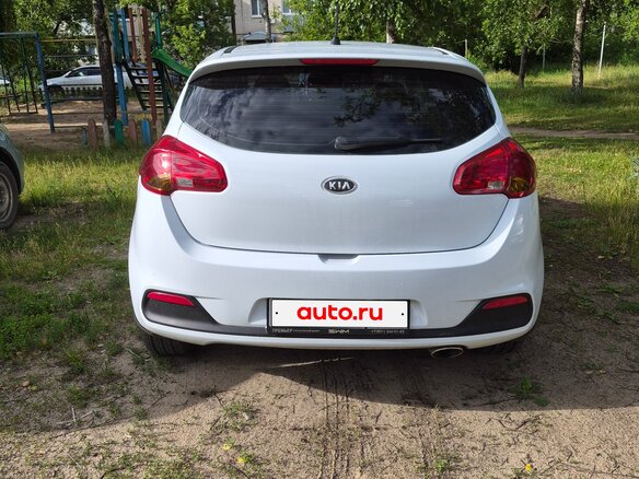 2014 Kia Ceed II, белый, 1300000 рублей - вид 2