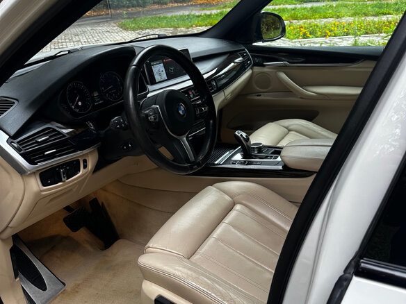 2018 BMW X5 M50d III (F15), белый, 5345743 рублей - вид 13