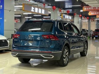 2022 Volkswagen Tiguan L II Рестайлинг (China Market), синий, 1893000 рублей, вид 5
