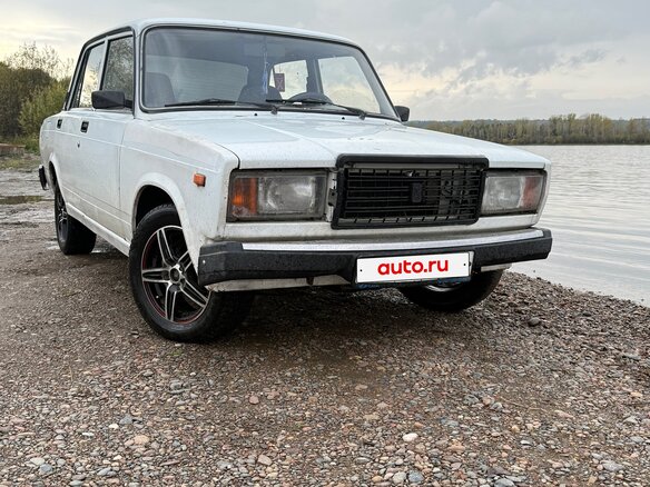 2012 Lada (ВАЗ) 2107, белый, 205000 рублей