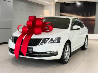 2020 Skoda Octavia III (A7) Рестайлинг, белый, 1815000 рублей, вид 1