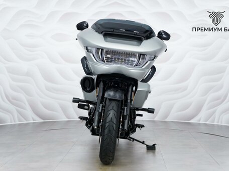 2025 Harley-Davidson CVO Road Glide ST, серебристый, 5599000 рублей, вид 4