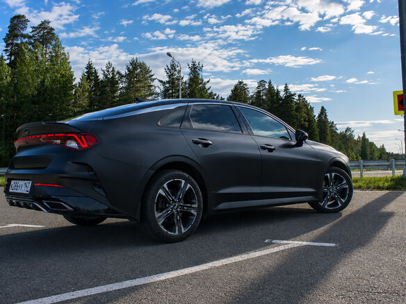 2021 Kia K5 III, чёрный, 3319000 рублей - вид 2