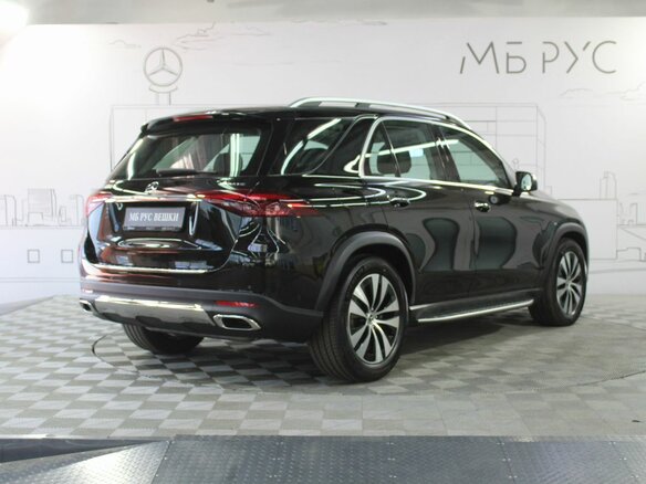 2026 Mercedes-Benz GLE 350 II (V167) Рестайлинг, чёрный - вид 6