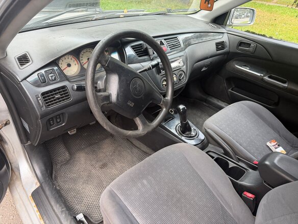 2004 Mitsubishi Lancer IX, серебристый, 260000 рублей - вид 2