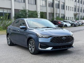 2021 Ford Escort VI Рестайлинг 2, синий, 1000325 рублей, вид 3