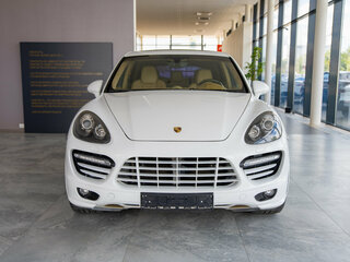 2013 Porsche Cayenne GTS II (958), белый, 3700000 рублей, вид 2