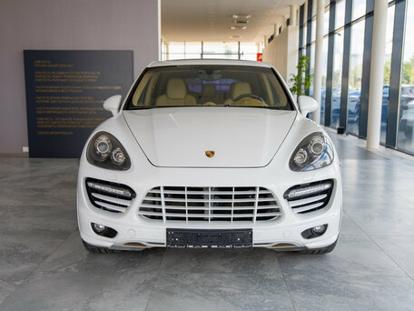 2013 Porsche Cayenne GTS II (958), белый, 3700000 рублей, вид 2