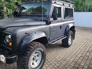 2009 Land Rover Defender 90 I Рестайлинг, чёрный, 1850000 рублей, вид 3