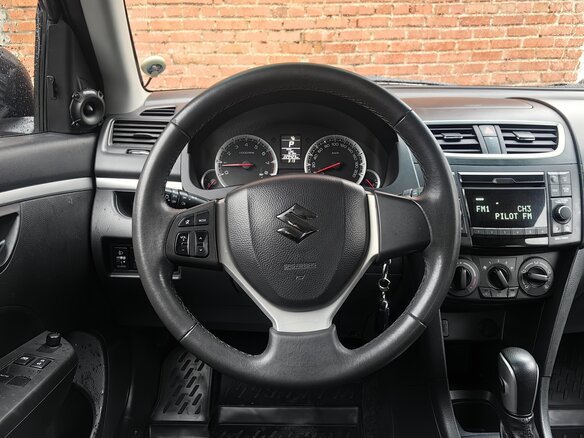 2011 Suzuki Swift IV, красный, 640000 рублей - вид 13