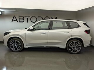 2026 BMW X1 Long 25Li xDrive III (U11/U12), белый, 5940000 рублей, вид 2