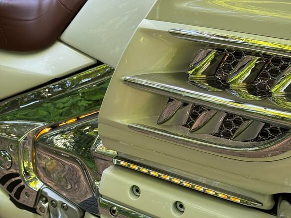 2010 Honda GL 1800 Gold Wing, белый, 1500000 рублей - вид 16