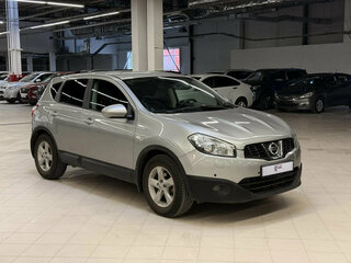 2012 Nissan Qashqai I Рестайлинг, серебристый, 871000 рублей, вид 3