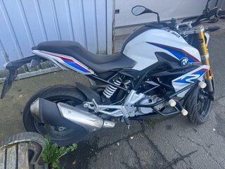 2017 BMW G 310 R, белый, 390000 рублей, вид 5