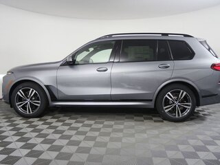 2026 BMW X7 40i I (G07) Рестайлинг, серебристый, 16726246 рублей, вид 2