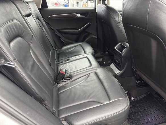 2010 Audi Q5 I (8R), белый, 1569000 рублей - вид 15