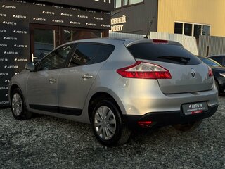 2012 Renault Megane III Рестайлинг, серый, 649000 рублей, вид 5