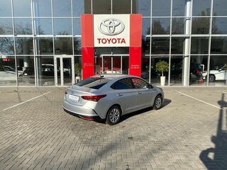 2021 Hyundai Solaris II Рестайлинг, серый, 1700000 рублей, вид 5