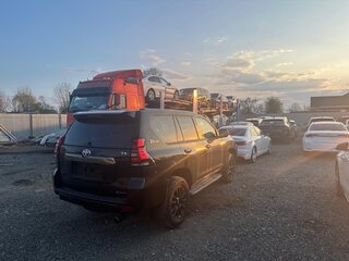 2021 Toyota Land Cruiser Prado 150 Series Рестайлинг 3, чёрный, 6100000 рублей, вид 5