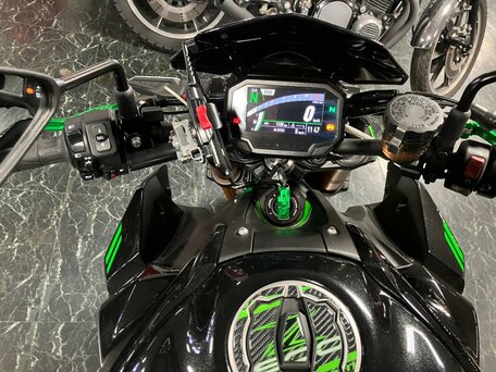 2022 Kawasaki Z 900, чёрный, 1177000 рублей, вид 5