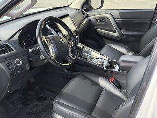 2020 Mitsubishi Pajero Sport III Рестайлинг, белый, 4000000 рублей, вид 5
