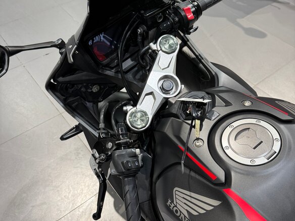 2019 Honda CBR 650R, чёрный, 785000 рублей - вид 12