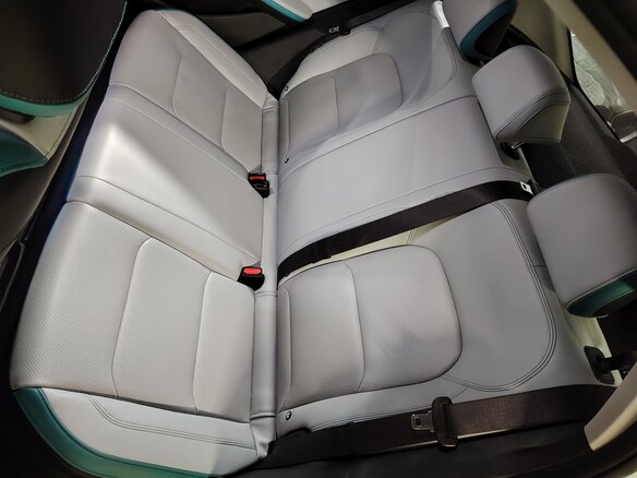2023 Geely Emgrand II, белый, 1600000 рублей - вид 32