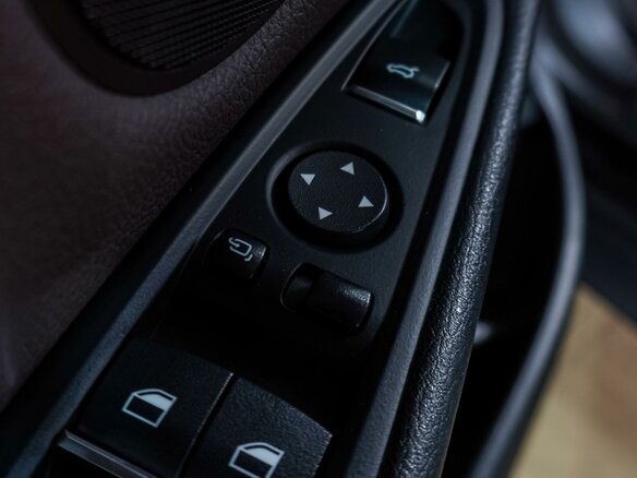 2017 BMW X5 25d III (F15), чёрный, 3349000 рублей - вид 25