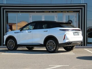 2025 Exeed RX, белый, 5460000 рублей, вид 4