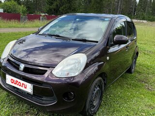 2015 Toyota Passo II (C30), красный, 712000 рублей, вид 1