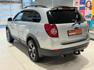 2013 Chevrolet Captiva I Рестайлинг, серебристый, 1099000 рублей, вид 4